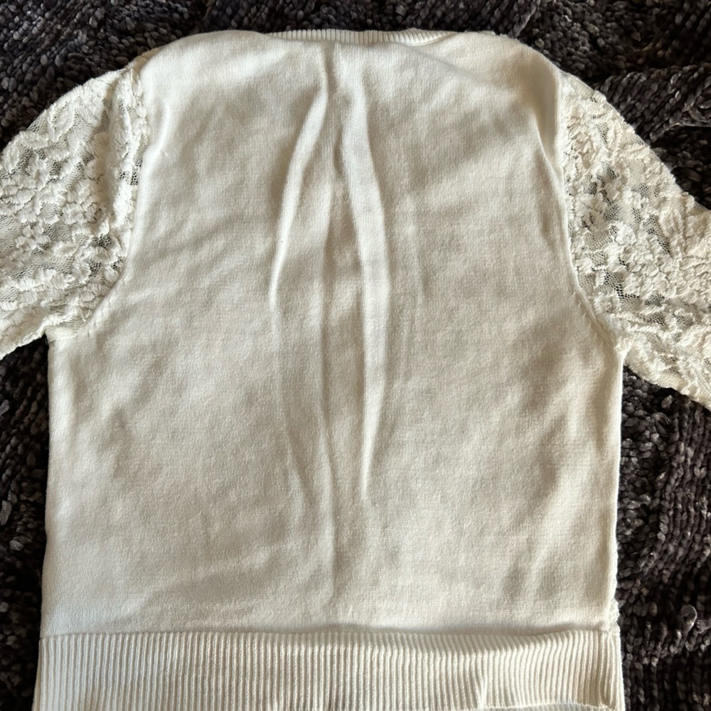 Lightweight sweaters - Picture 5 of 6